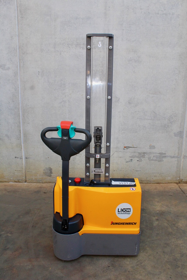 Jungheinrich EJC M10 154 E LI-ION - Штабелер: фото 5 Jungheinrich EJC M10 154 E LI-ION - Штабелер: фото 5