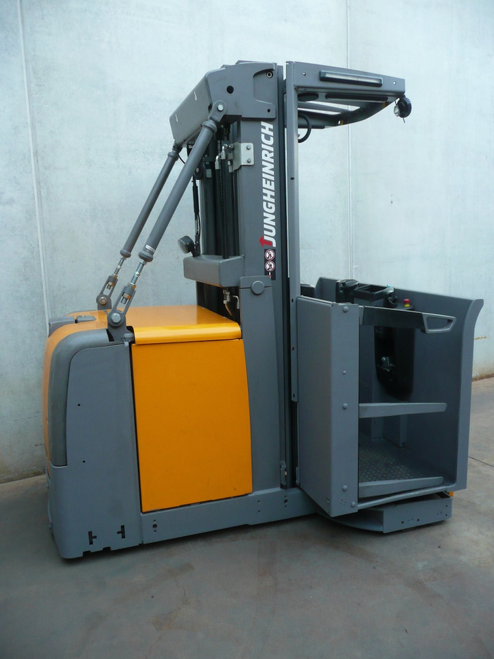 Jungheinrich EKS 312 Z+I 475 DZ - Сборщик заказов: фото 2 Jungheinrich EKS 312 Z+I 475 DZ - Сборщик заказов: фото 2