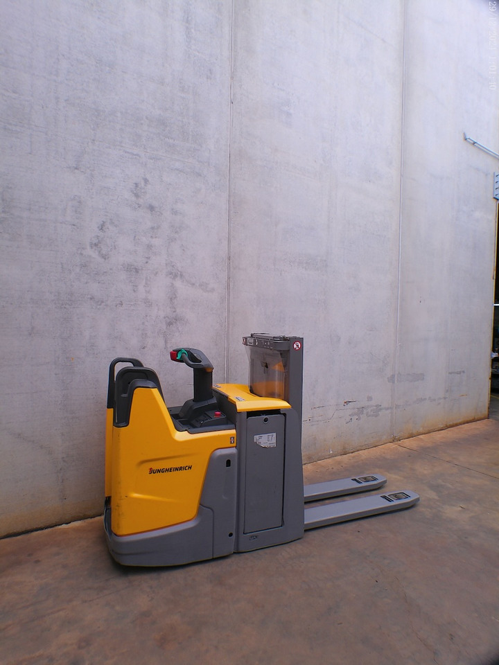 Jungheinrich ERD 220 290 DT - Штабелер: фото 3 Jungheinrich ERD 220 290 DT - Штабелер: фото 3