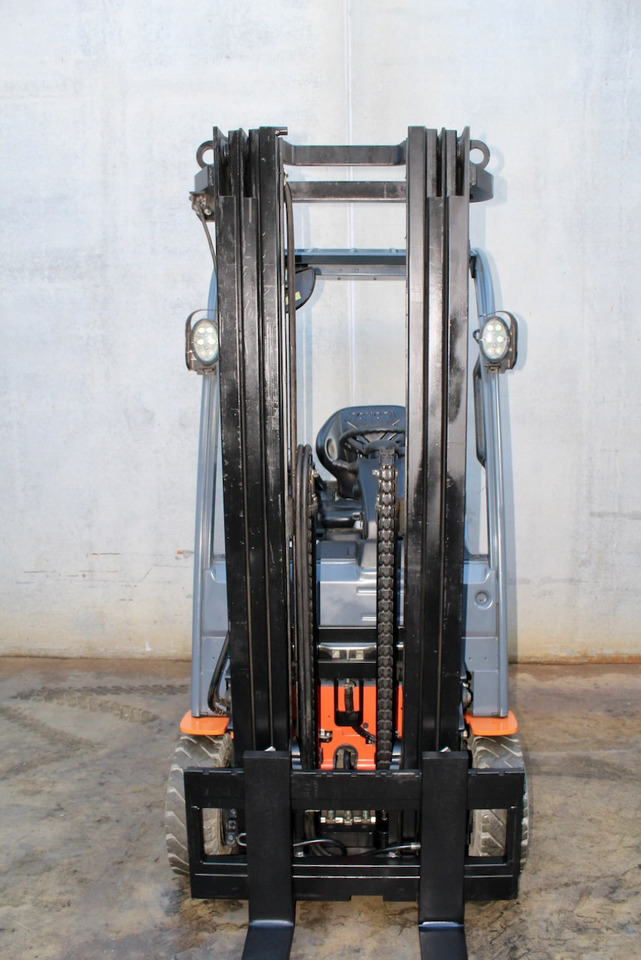 Toyota 8FBEK16T - Электропогрузчик: фото 5 Toyota 8FBEK16T - Электропогрузчик: фото 5