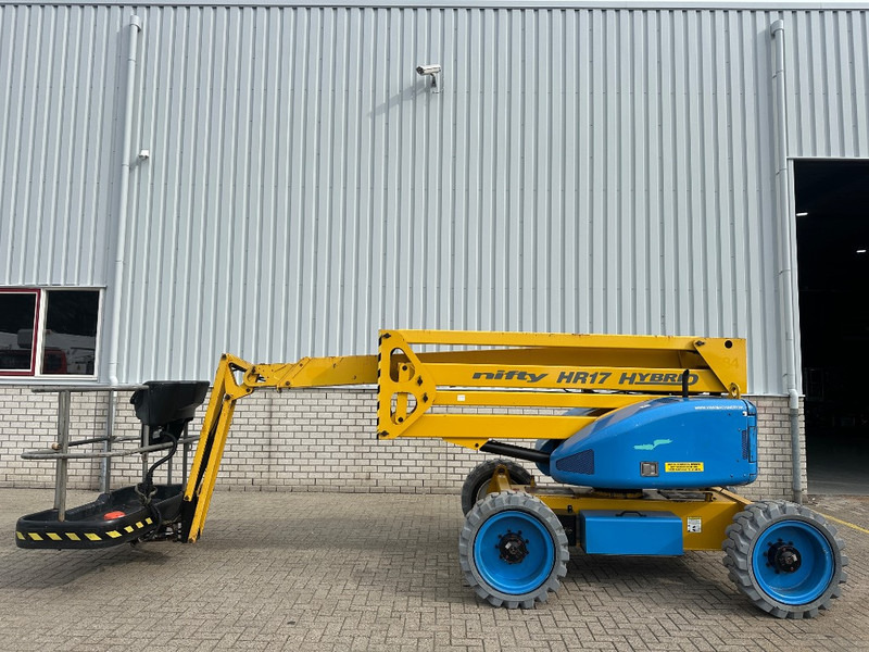 Niftylift HR 17 Hybride 4x4 - Коленчатый подъемник: фото 1 Niftylift HR 17 Hybride 4x4 - Коленчатый подъемник: фото 1