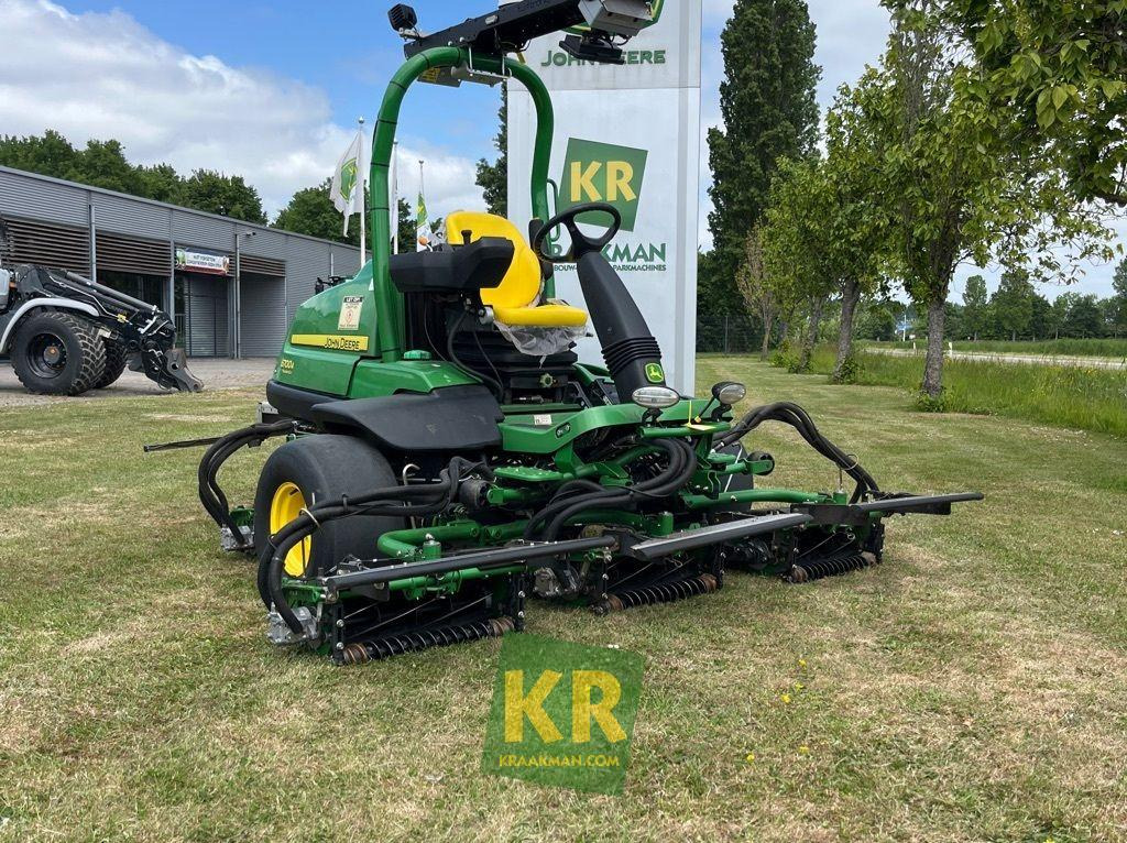 6700A John Deere - Газонокосилка: фото 2 6700A John Deere - Газонокосилка: фото 2