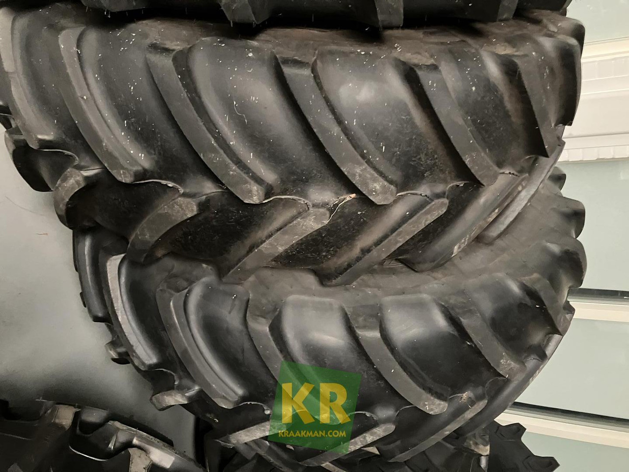 Banden Firestone Firestone - Шина для Сельскохозяйственной техники: фото 1 Banden Firestone Firestone - Шина для Сельскохозяйственной техники: фото 1