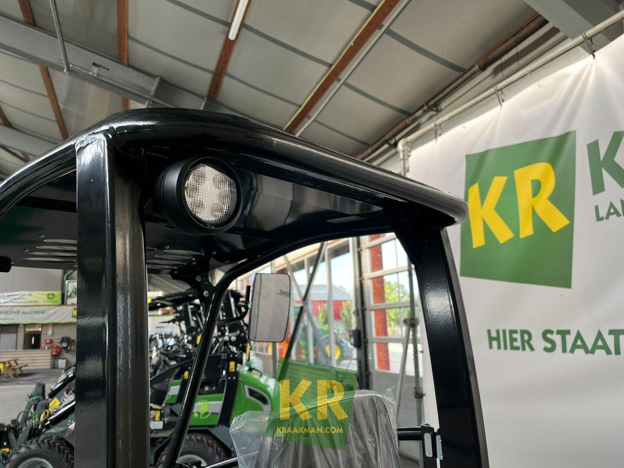 G1200 Giant - Компактный фронтальный погрузчик: фото 4 G1200 Giant - Компактный фронтальный погрузчик: фото 4