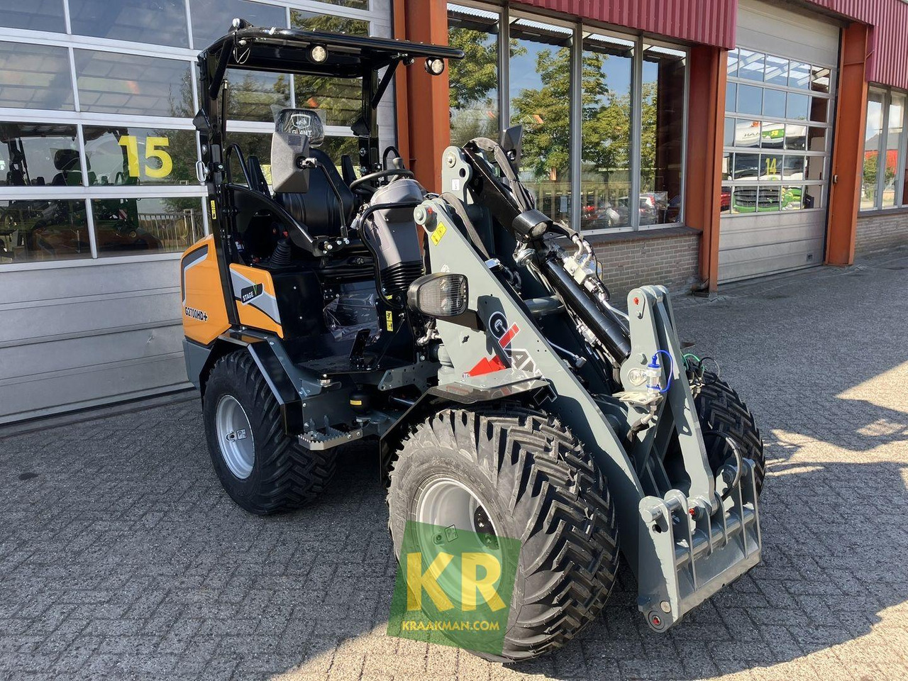 Giant G2700 HD+ - Компактный фронтальный погрузчик: фото 2 Giant G2700 HD+ - Компактный фронтальный погрузчик: фото 2