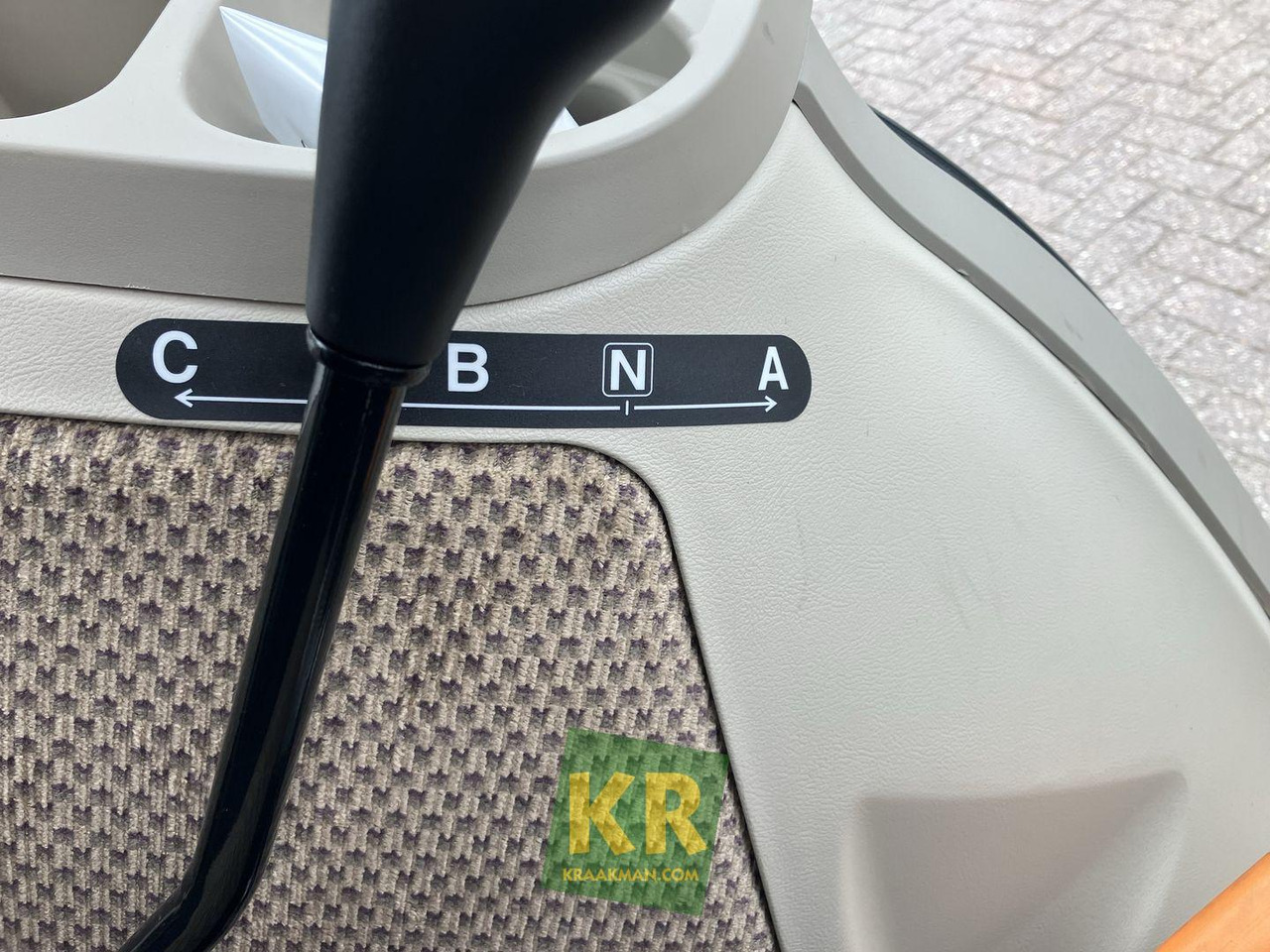 John Deere 3039R - Минитрактор: фото 2 John Deere 3039R - Минитрактор: фото 2