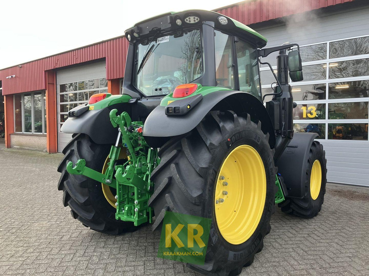 John Deere 6090M - Трактор: фото 3 John Deere 6090M - Трактор: фото 3