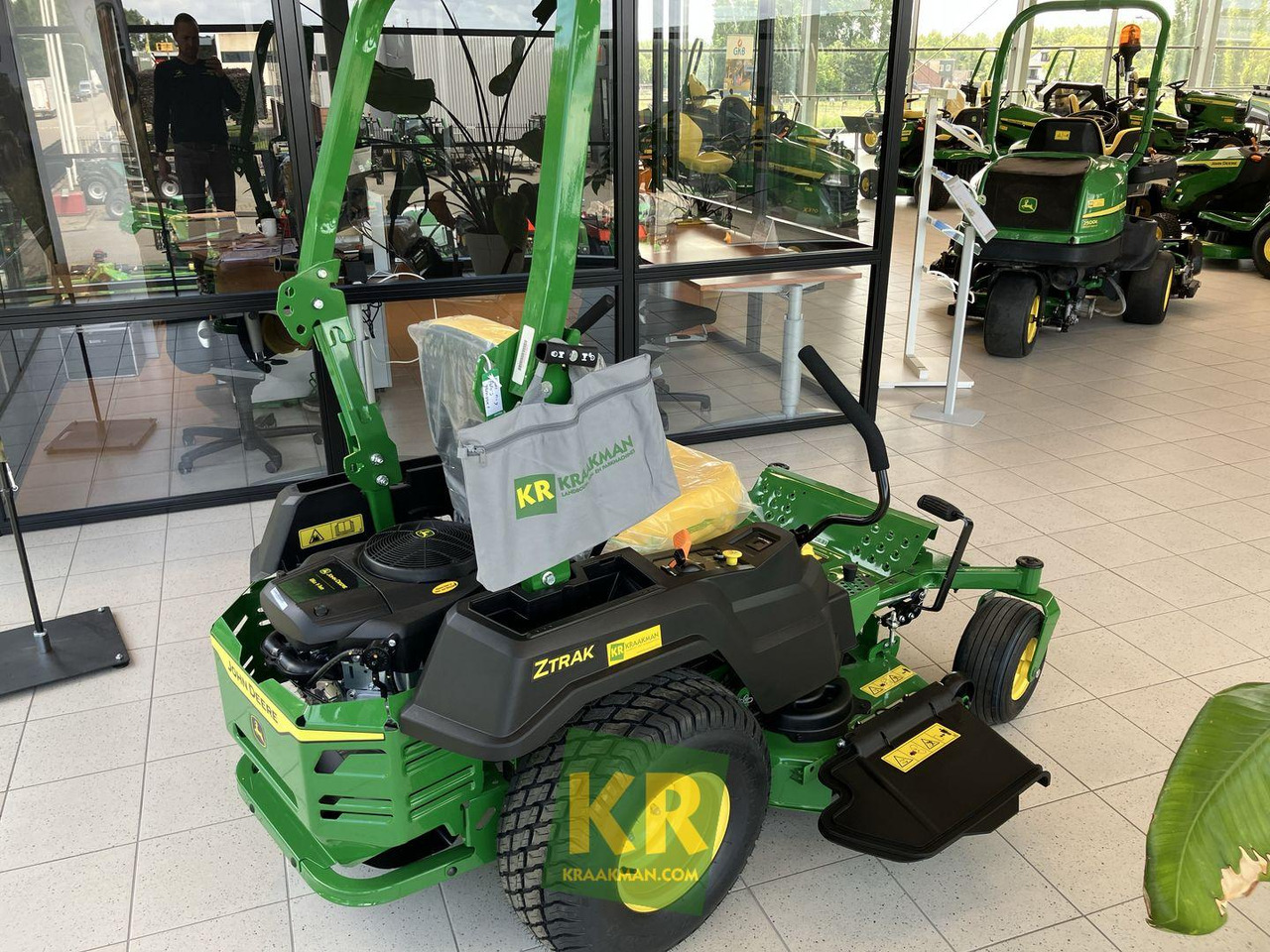 John Deere Z515E ZEROTURN - Газонокосилка: фото 4 John Deere Z515E ZEROTURN - Газонокосилка: фото 4