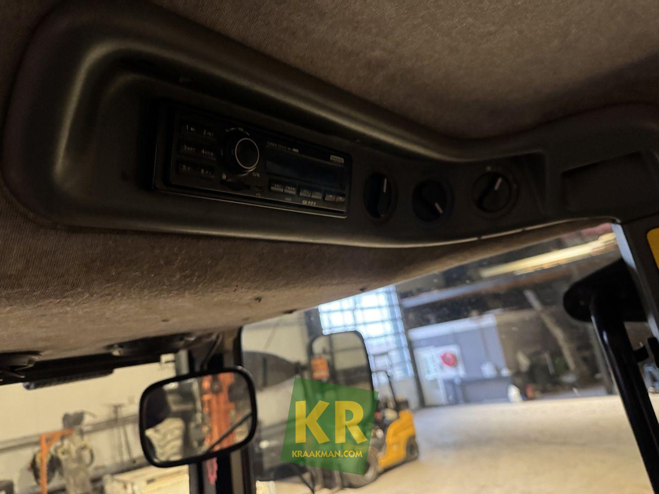 New Holland TM190 - Трактор: фото 3 New Holland TM190 - Трактор: фото 3