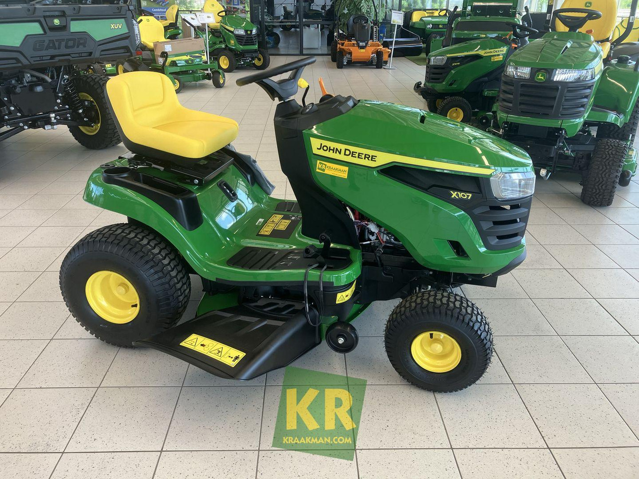 X107 John Deere - Газонокосилка: фото 2 X107 John Deere - Газонокосилка: фото 2