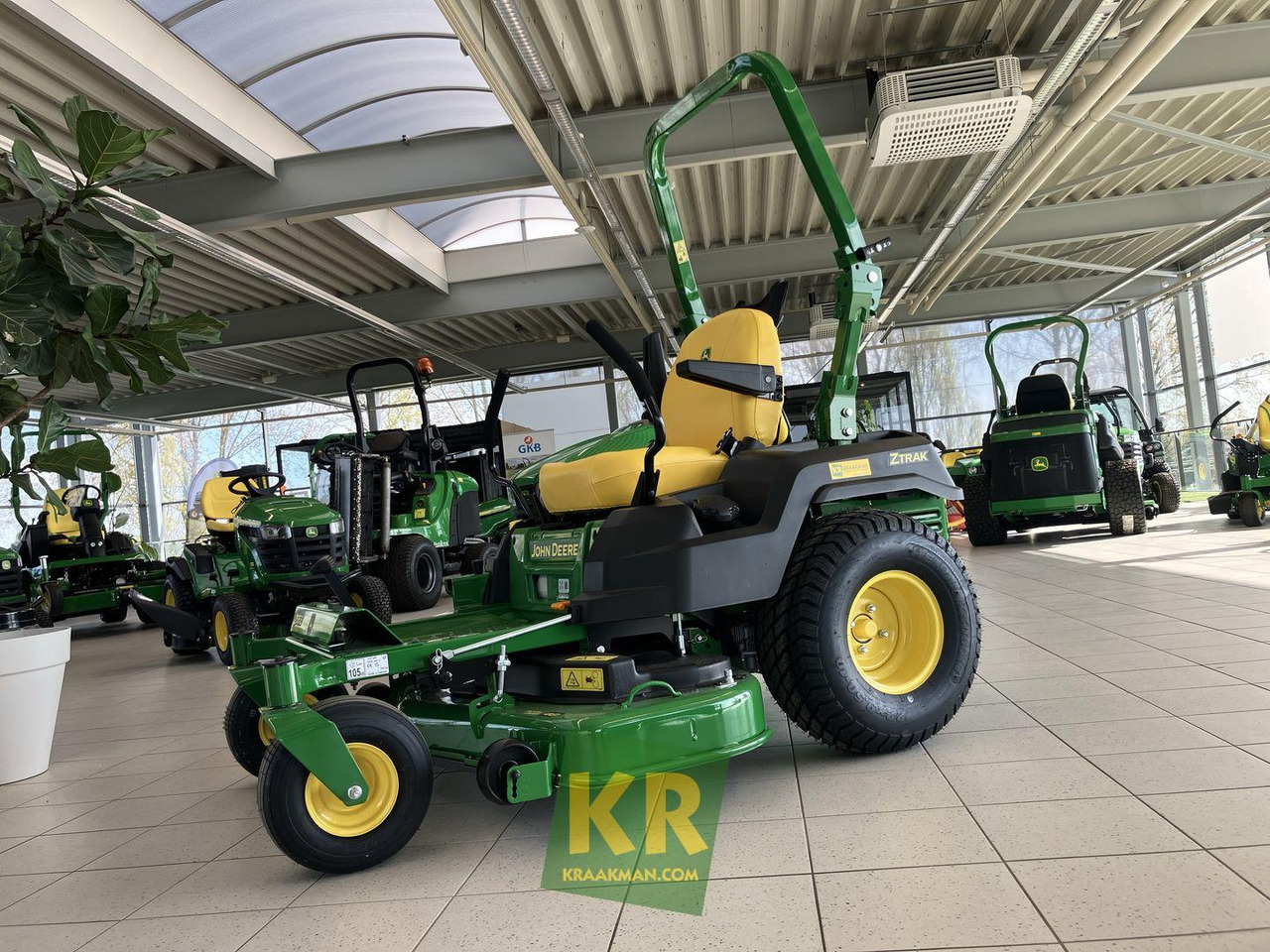 Z515E ZEROTURN John Deere - Газонокосилка: фото 3 Z515E ZEROTURN John Deere - Газонокосилка: фото 3