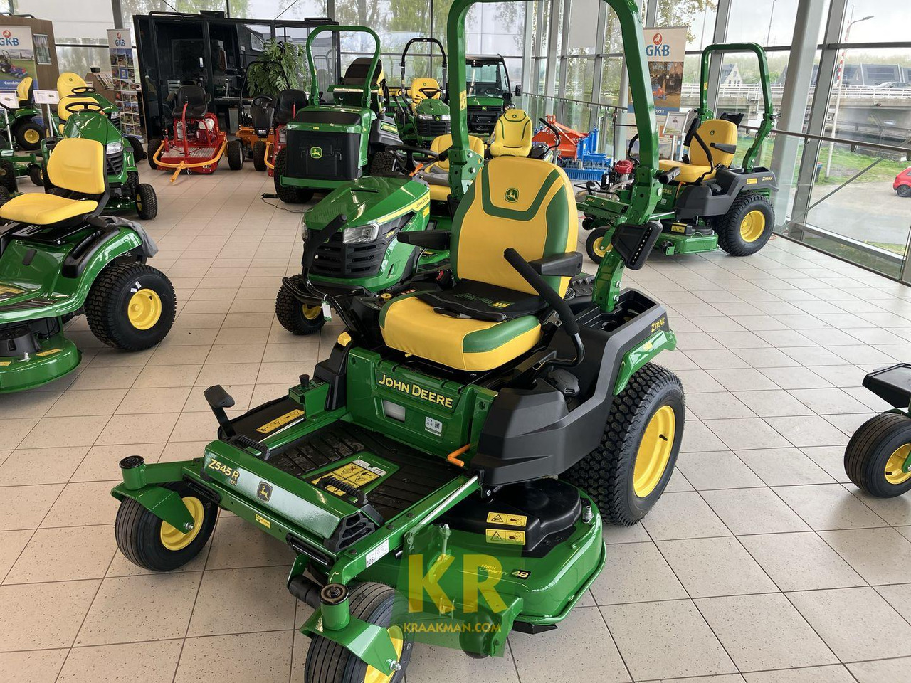 Z545R John Deere - Газонокосилка: фото 4 Z545R John Deere - Газонокосилка: фото 4