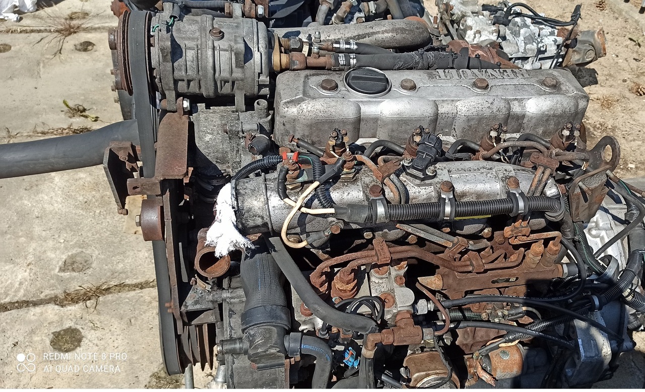 RENAULT MIDLUM 180 DCI 4 - Двигатель и запчасти для Грузовиков: фото 1 RENAULT MIDLUM 180 DCI 4 - Двигатель и запчасти для Грузовиков: фото 1