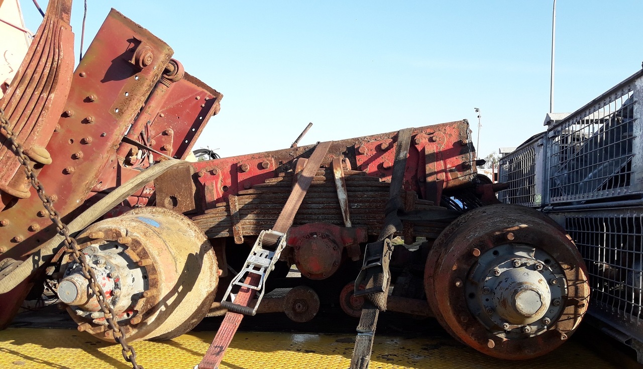 SCANIA 113 143 6x4 6x6 8x4 8x8 - Ось и запчасти для Грузовиков: фото 1 SCANIA 113 143 6x4 6x6 8x4 8x8 - Ось и запчасти для Грузовиков: фото 1