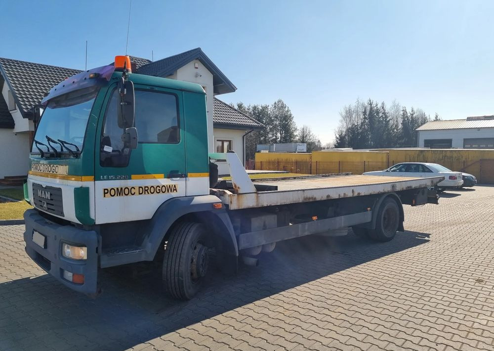 MAN LE 15 220 - Эвакуатор: фото 1 MAN LE 15 220 - Эвакуатор: фото 1