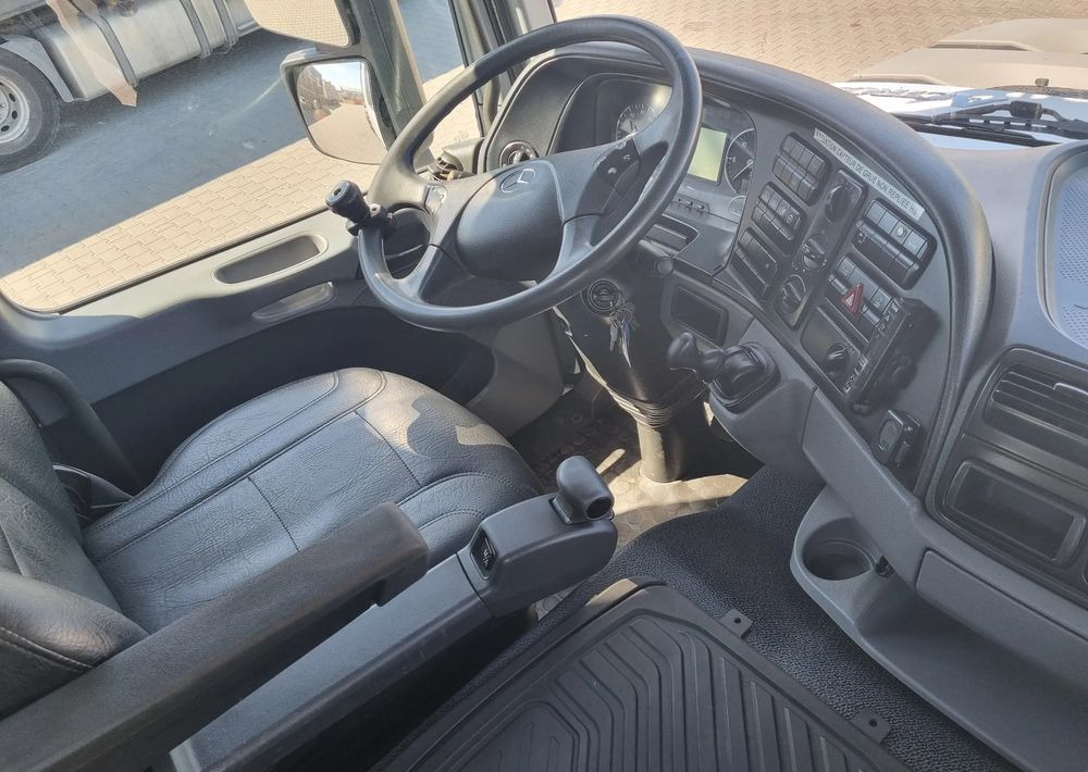 Mercedes-Benz Actros 3244 - Грузовик-шасси: фото 4 Mercedes-Benz Actros 3244 - Грузовик-шасси: фото 4
