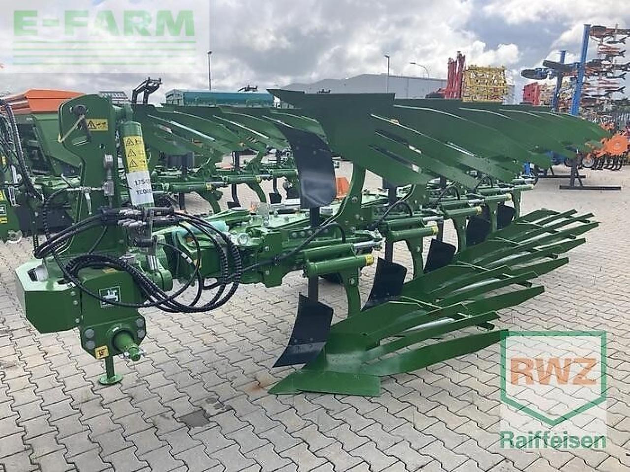 Amazone teres 300 v 5+0 100 pf - Разбрасыватель удобрений: фото 1 Amazone teres 300 v 5+0 100 pf - Разбрасыватель удобрений: фото 1