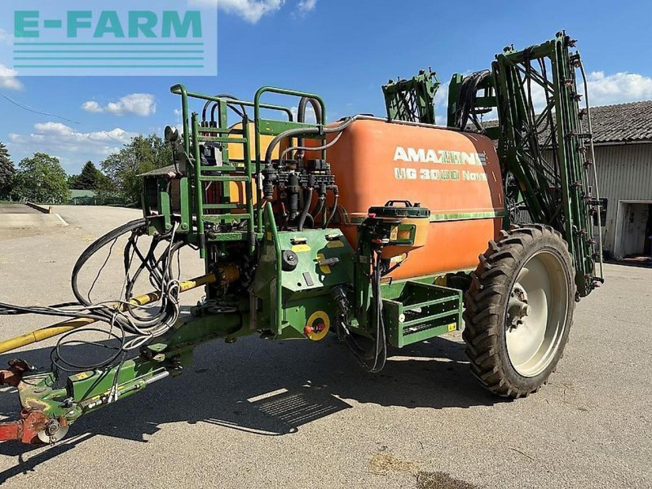 Amazone ug 3000/18 nova - Прицепной опрыскиватель: фото 1 Amazone ug 3000/18 nova - Прицепной опрыскиватель: фото 1