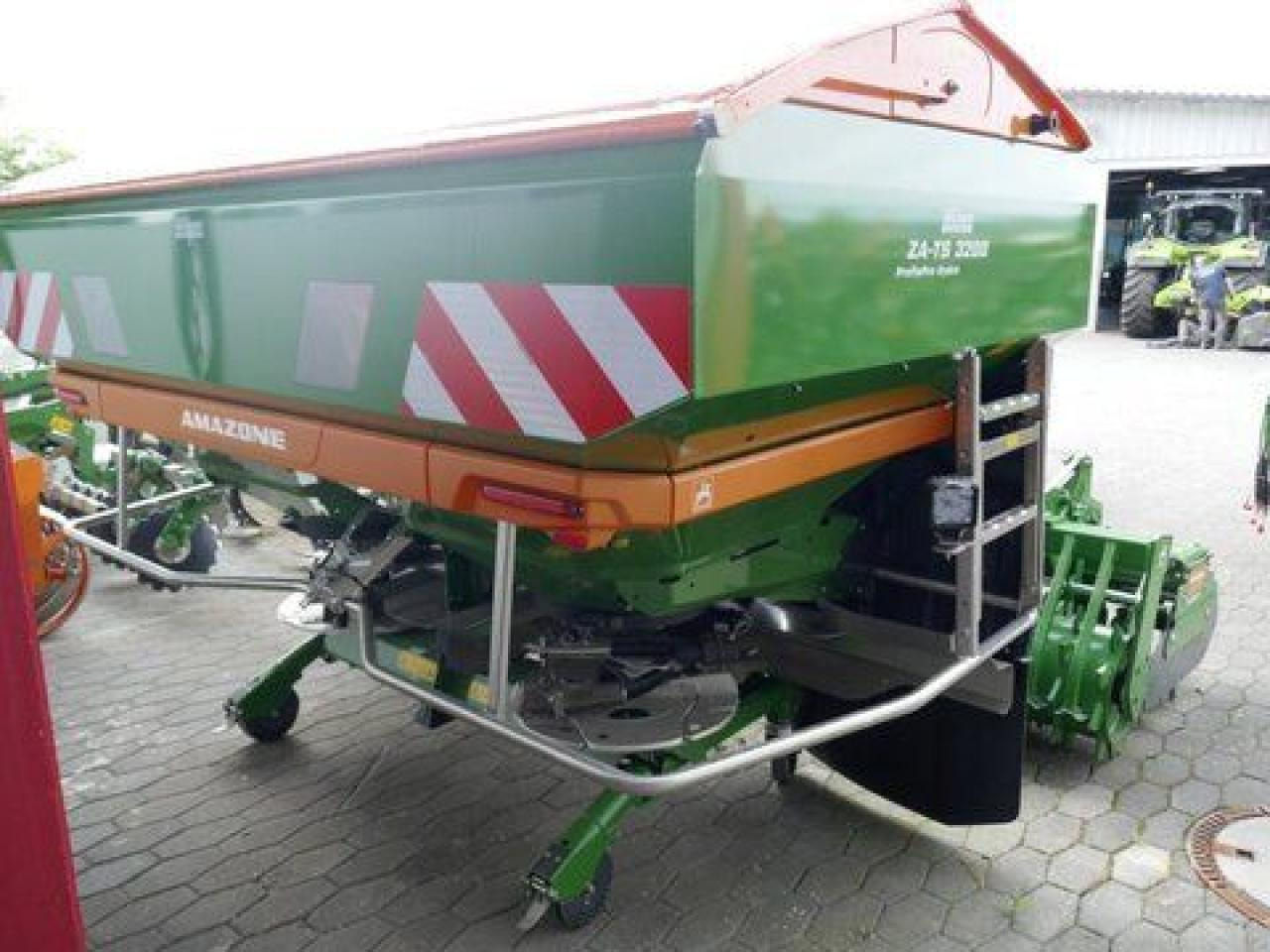 Amazone za-ts profis hydro 3200 - abgelagert top ausstat - Разбрасыватель удобрений: фото 3 Amazone za-ts profis hydro 3200 - abgelagert top ausstat - Разбрасыватель удобрений: фото 3