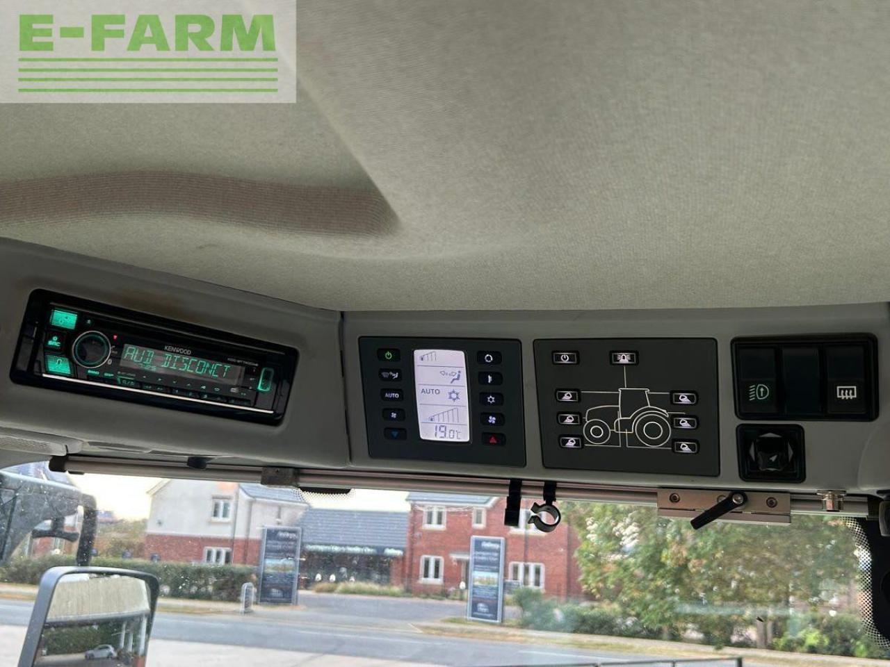 Трактор CLAAS AXION 830: фото 11