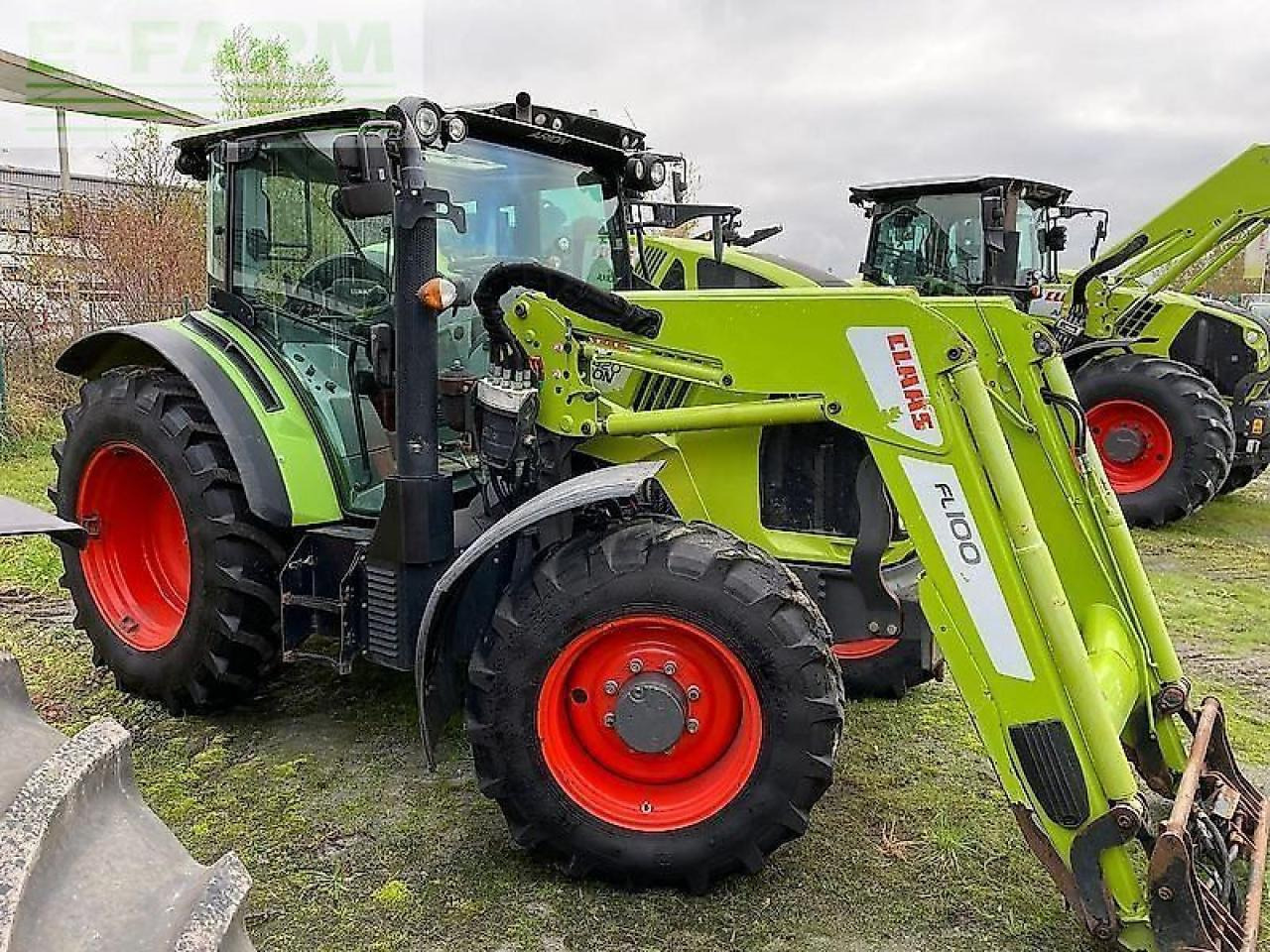 CLAAS arion 420 - Трактор: фото 3 CLAAS arion 420 - Трактор: фото 3