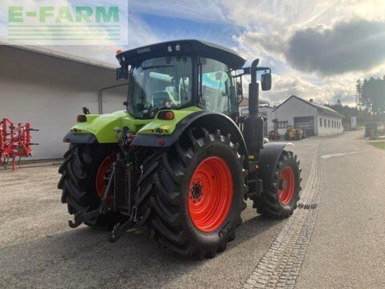 CLAAS arion 510 cmatic cis+ CMATIC CIS+ - Трактор: фото 5 CLAAS arion 510 cmatic cis+ CMATIC CIS+ - Трактор: фото 5