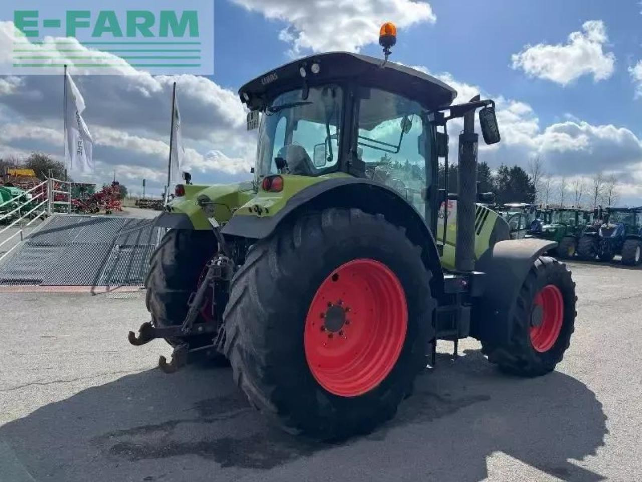 CLAAS arion 650 - Трактор: фото 4 CLAAS arion 650 - Трактор: фото 4