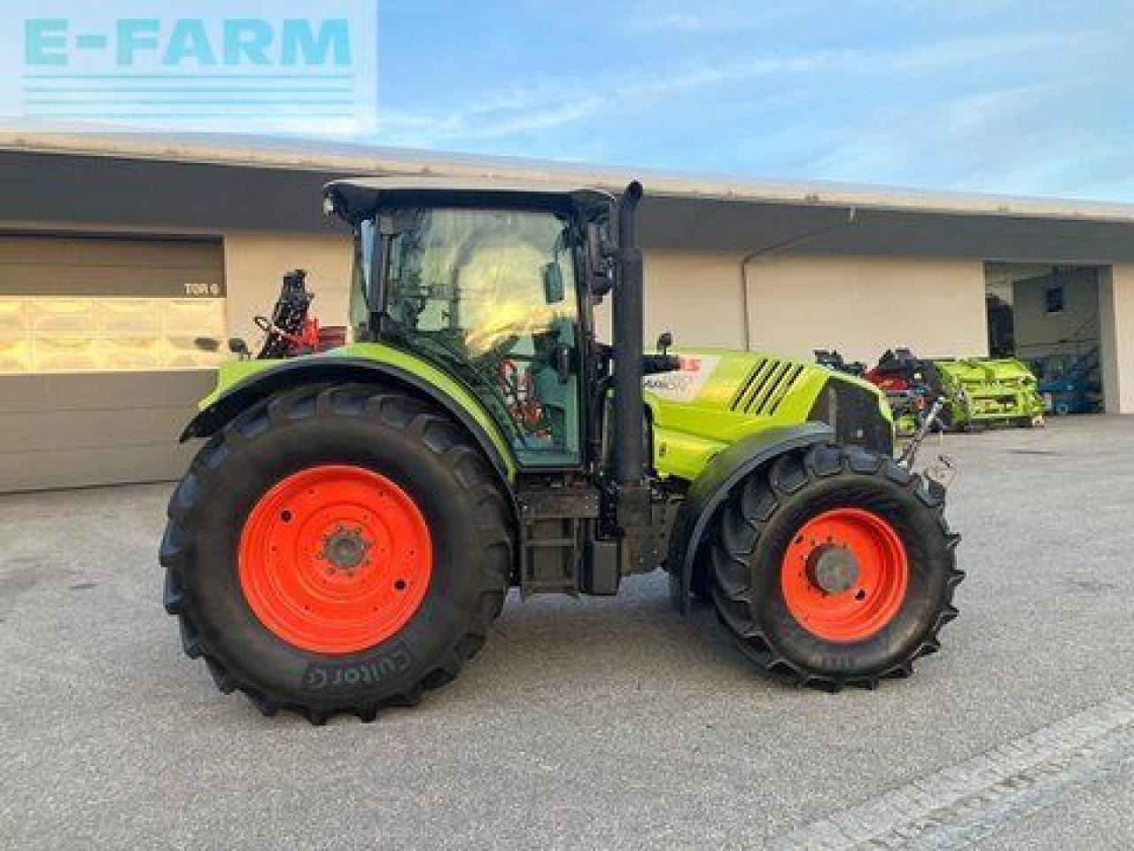 CLAAS arion 650 c-matic CMATIC CIS - Трактор: фото 2 CLAAS arion 650 c-matic CMATIC CIS - Трактор: фото 2