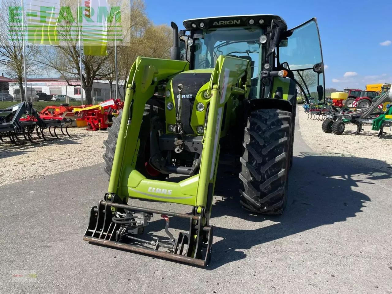 CLAAS arion 650 cis+ inkl. frontlader preisreduziert CIS+ - Трактор: фото 1 CLAAS arion 650 cis+ inkl. frontlader preisreduziert CIS+ - Трактор: фото 1