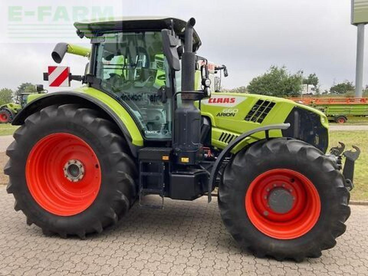CLAAS arion 660 cmatic cebis CMATIC CEBIS - Трактор: фото 4 CLAAS arion 660 cmatic cebis CMATIC CEBIS - Трактор: фото 4