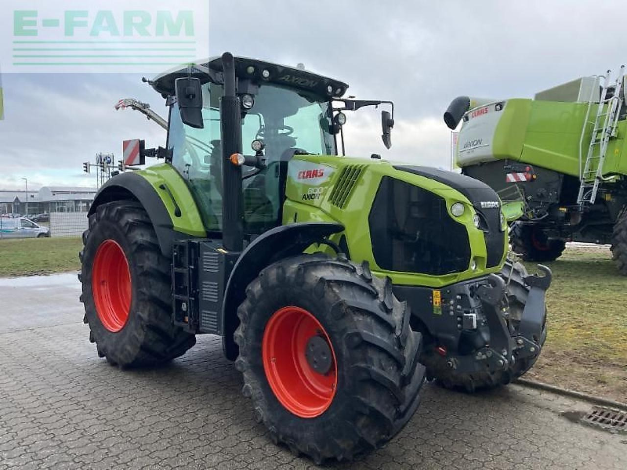 CLAAS axion 800 cis+ - Трактор: фото 3 CLAAS axion 800 cis+ - Трактор: фото 3