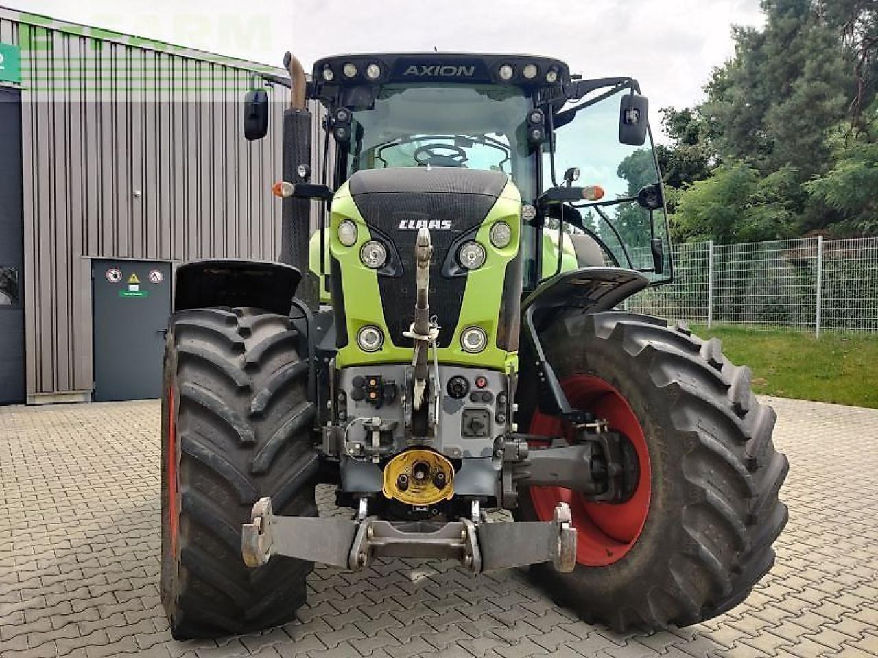 CLAAS axion 810 cmatic CMATIC - Трактор: фото 3 CLAAS axion 810 cmatic CMATIC - Трактор: фото 3