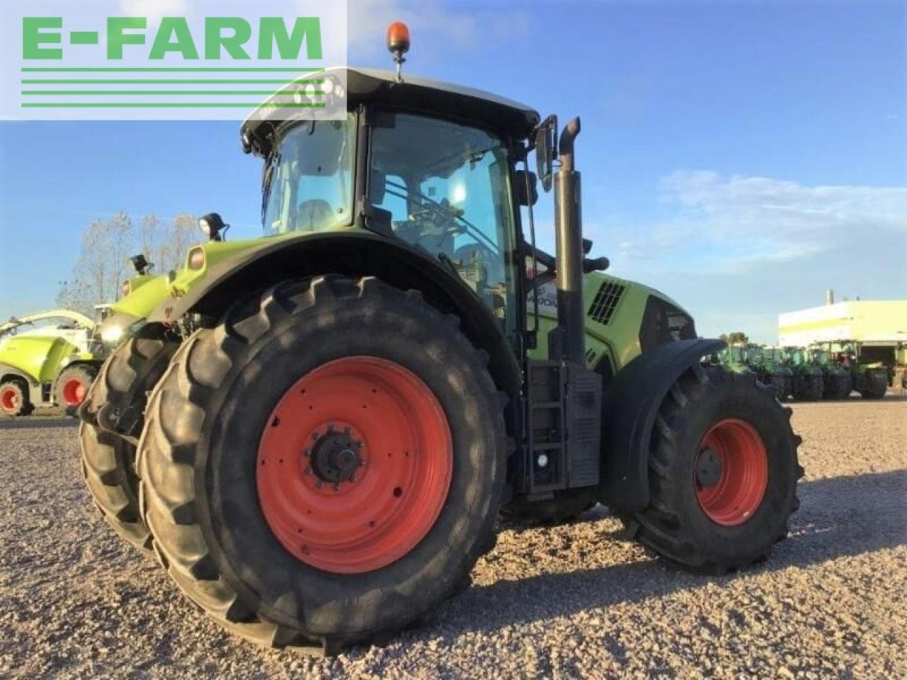 CLAAS axion 810 cmatic - Трактор: фото 4 CLAAS axion 810 cmatic - Трактор: фото 4