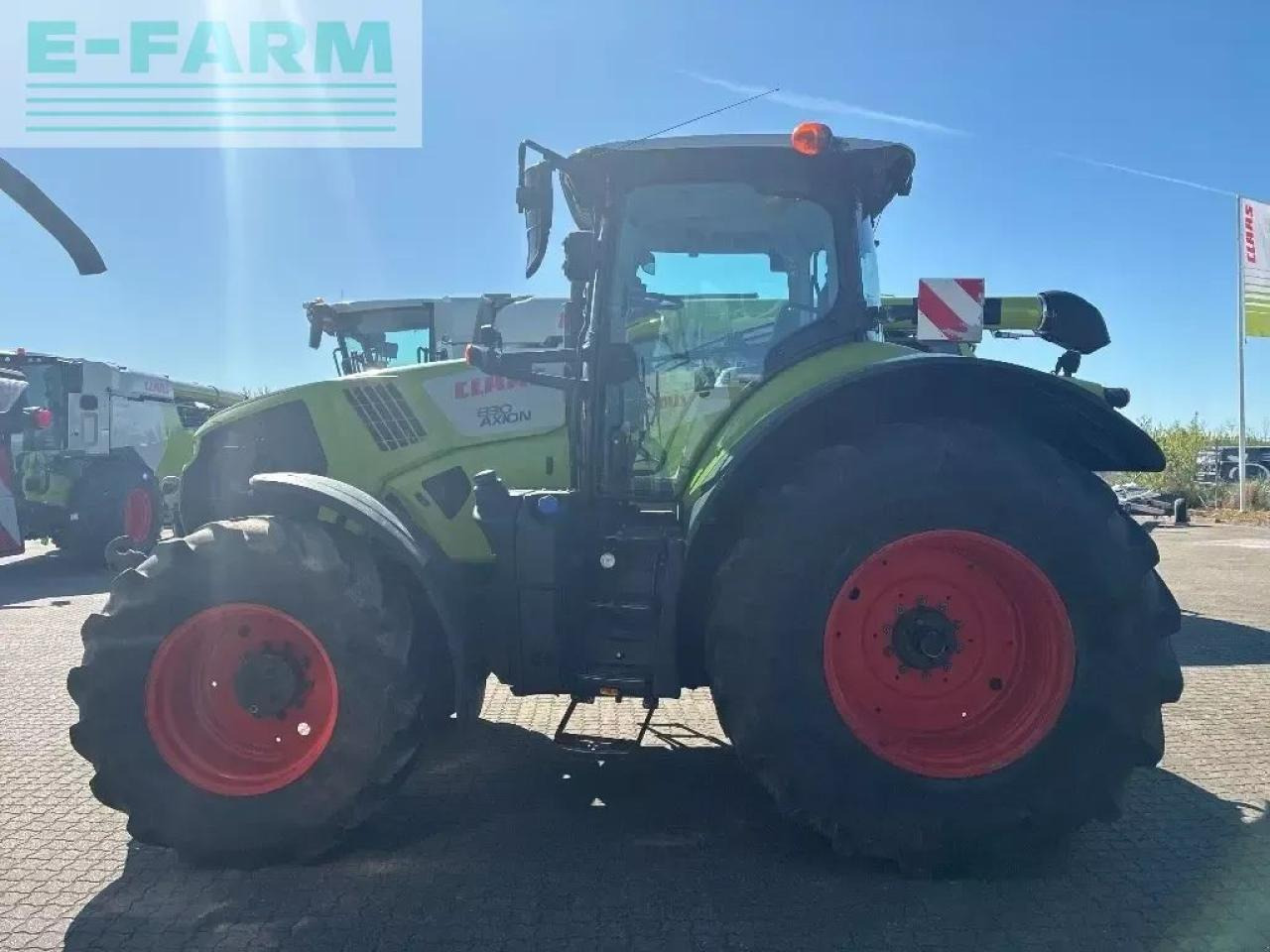 CLAAS axion 830 cis+ - Трактор: фото 4 CLAAS axion 830 cis+ - Трактор: фото 4
