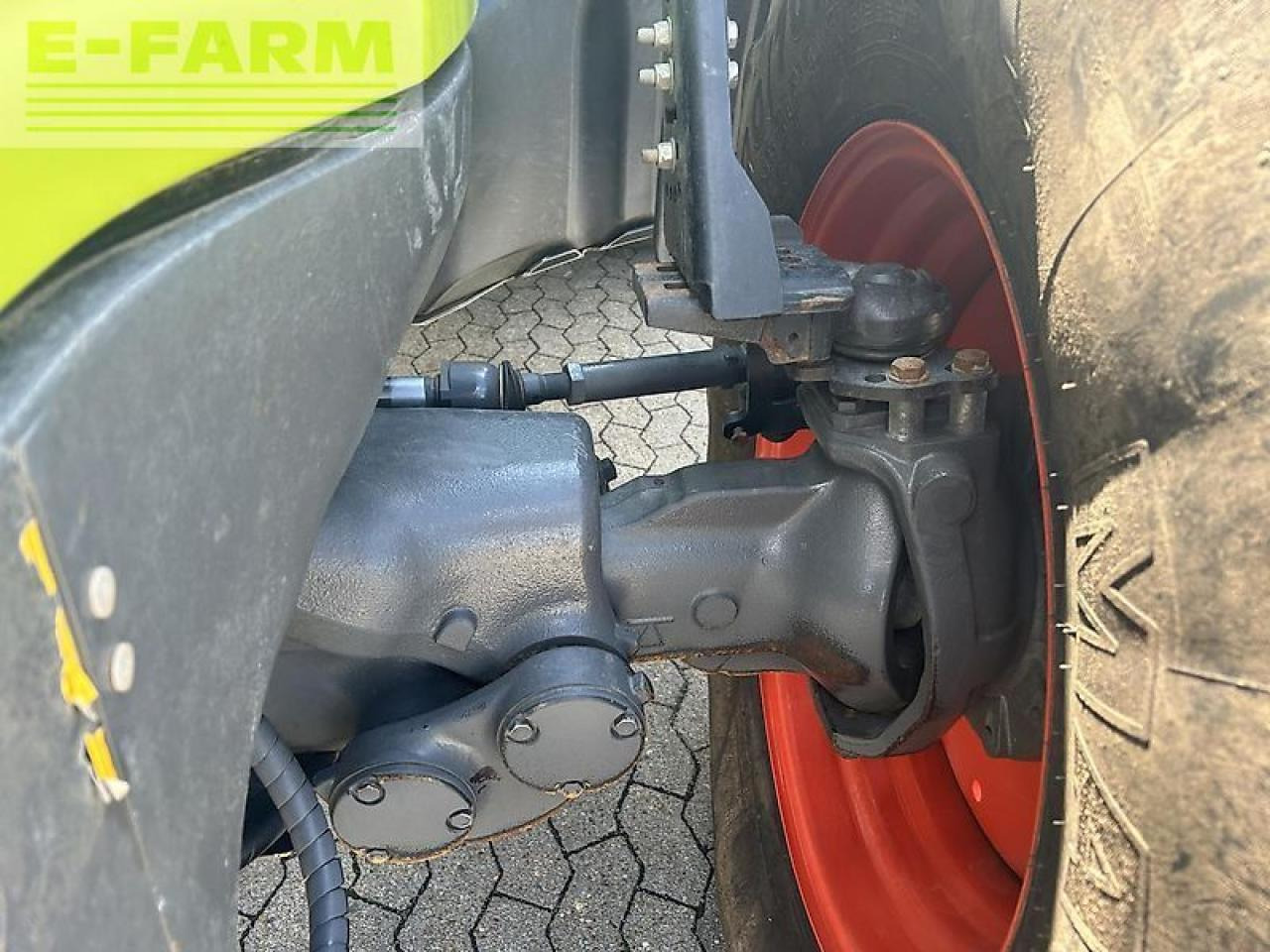 CLAAS axion 870 - Кормоуборочный комбайн: фото 5 CLAAS axion 870 - Кормоуборочный комбайн: фото 5