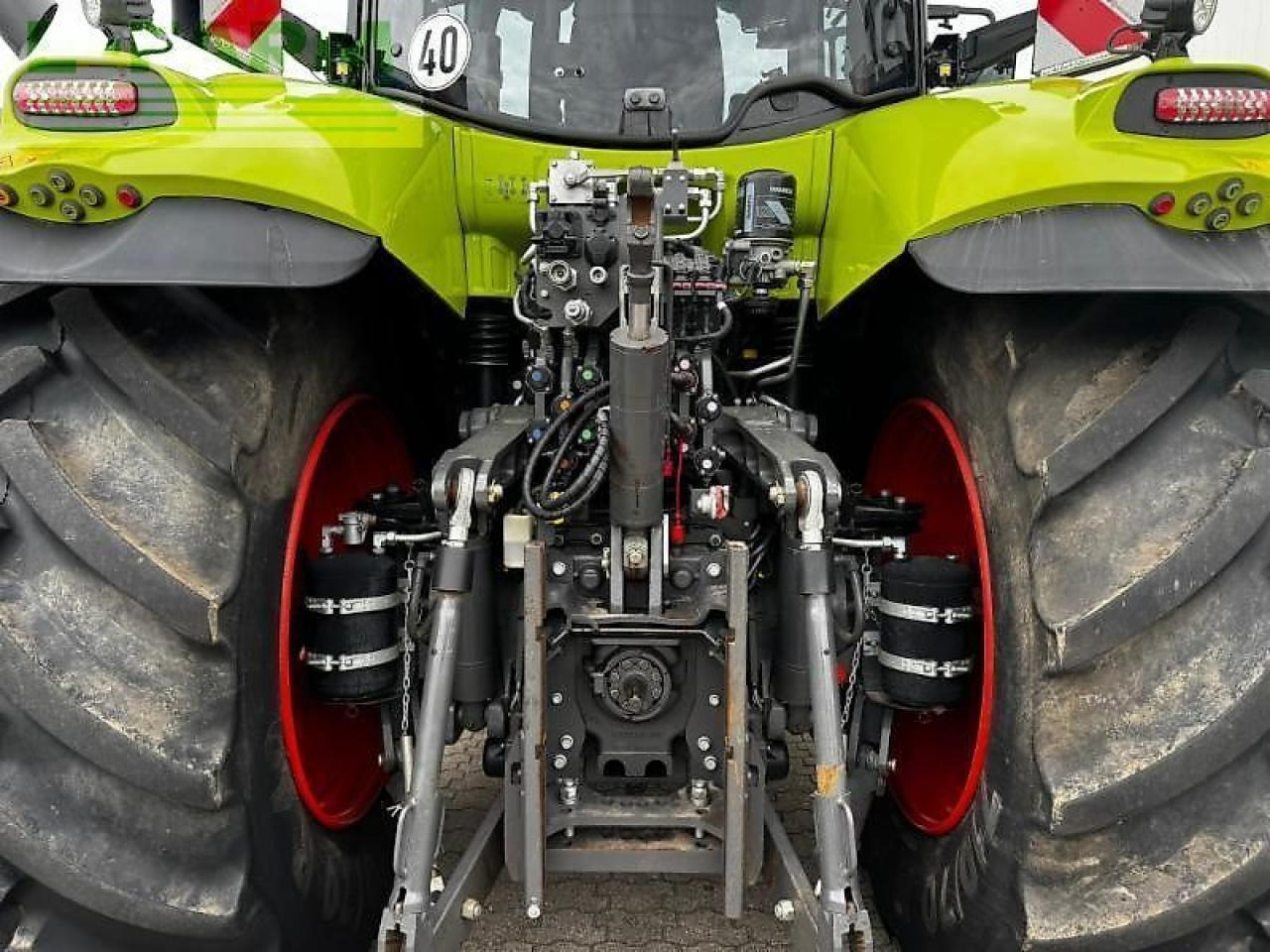 CLAAS axion 870 - Трактор: фото 5 CLAAS axion 870 - Трактор: фото 5