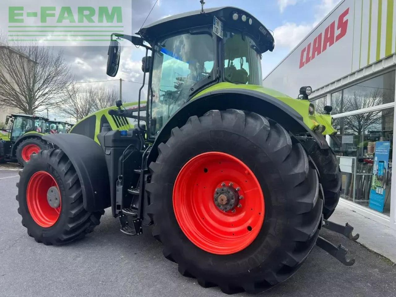 CLAAS axion 920 cebis - Трактор: фото 4 CLAAS axion 920 cebis - Трактор: фото 4
