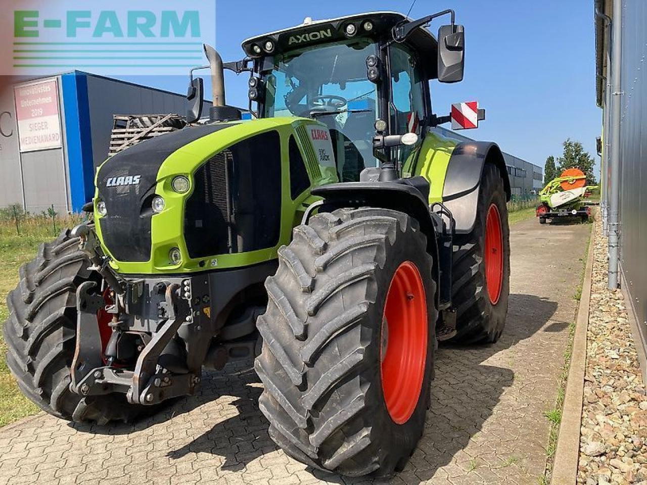 CLAAS axion 930 cmatic - Трактор: фото 5 CLAAS axion 930 cmatic - Трактор: фото 5