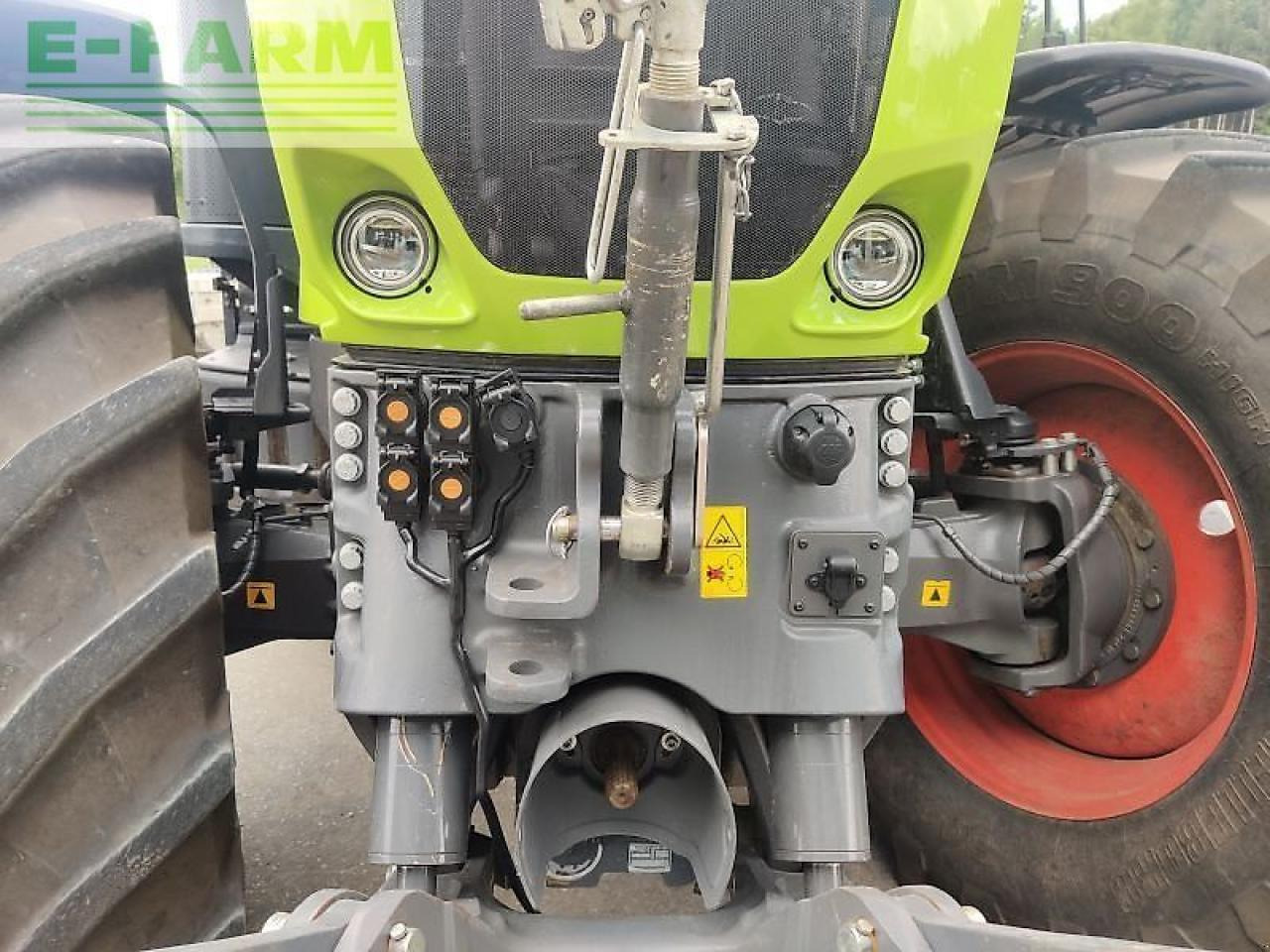 CLAAS axion 930 cmatic cebis CMATIC CEBIS - Трактор: фото 3 CLAAS axion 930 cmatic cebis CMATIC CEBIS - Трактор: фото 3