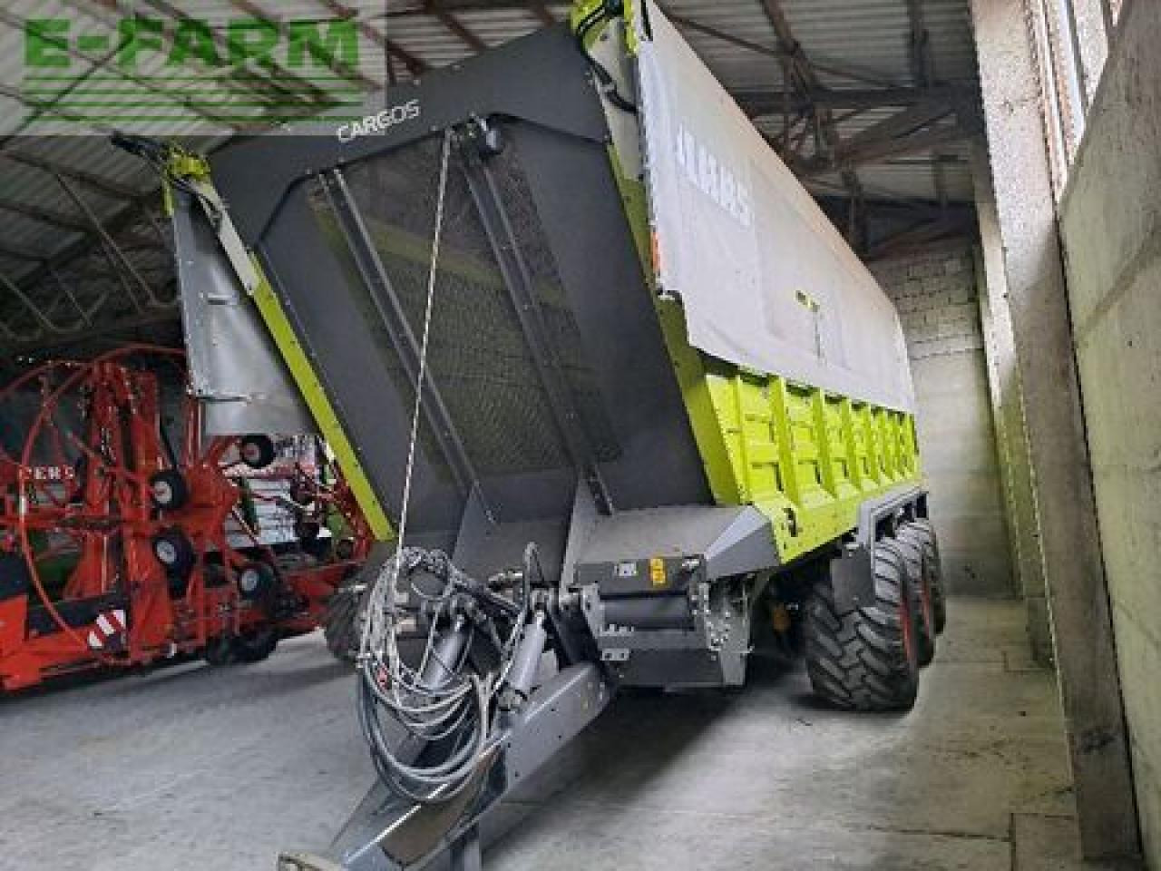 CLAAS cargos 760 - Сельскохозяйственный прицеп-самосвал: фото 2 CLAAS cargos 760 - Сельскохозяйственный прицеп-самосвал: фото 2