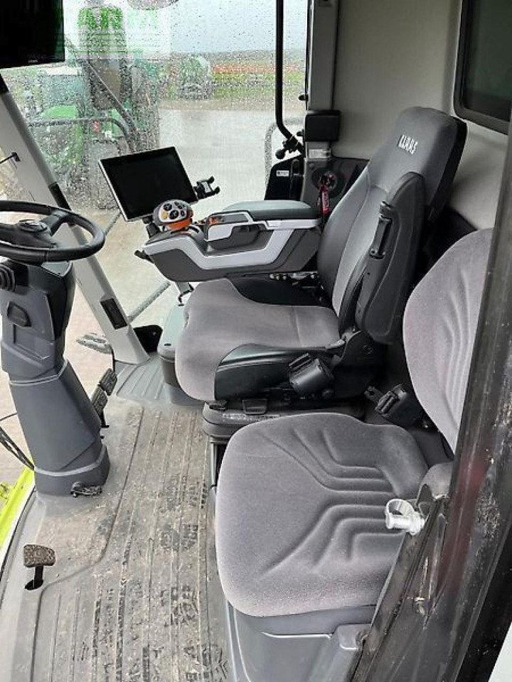 Зерноуборочный комбайн CLAAS lexion 8700 tt: фото 12 Зерноуборочный комбайн CLAAS lexion 8700 tt: фото 12