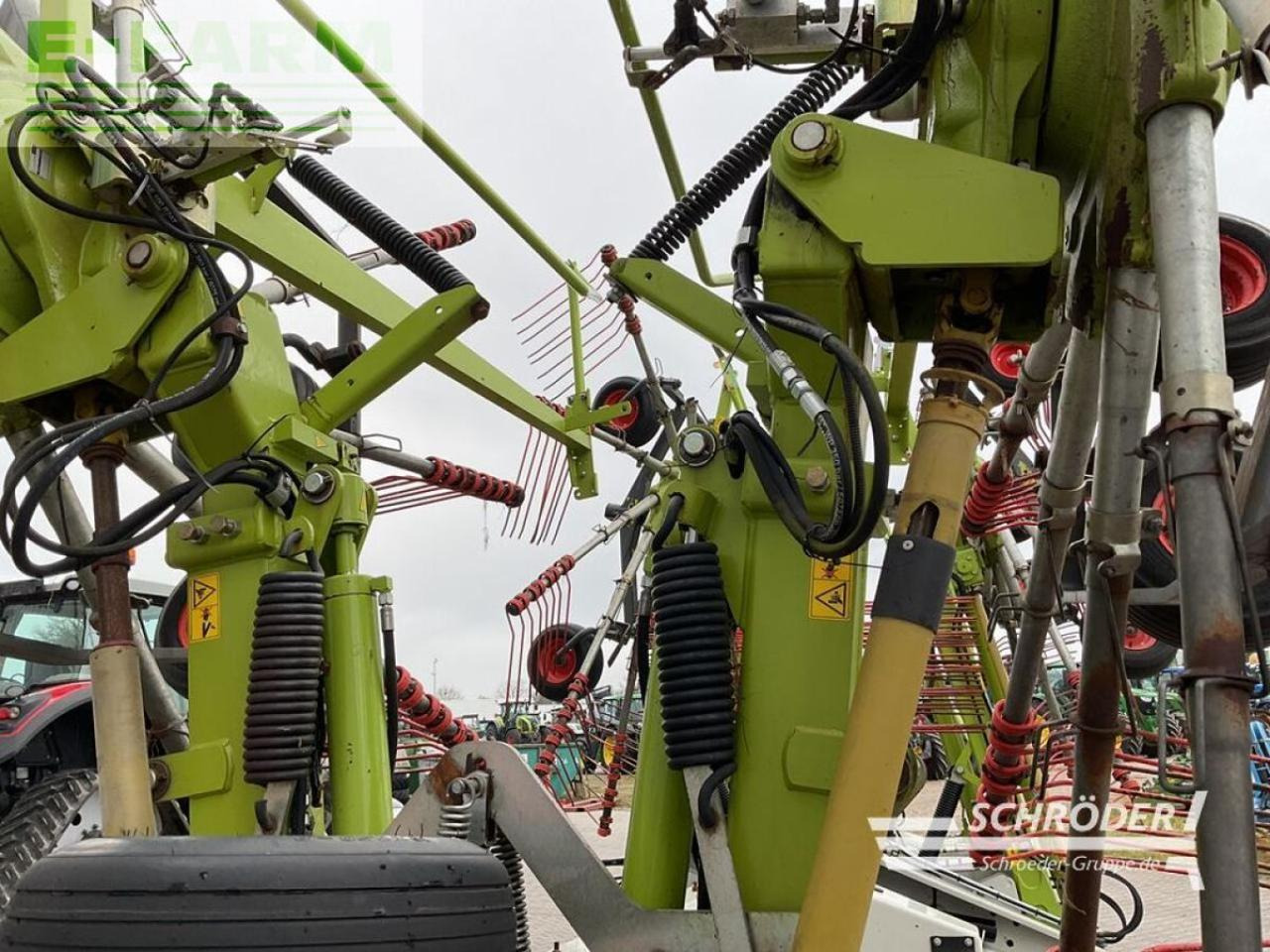 Сеноворошилка CLAAS liner 3600: фото 18