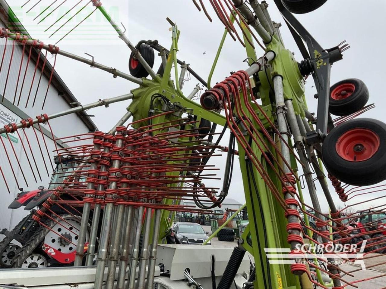 Сеноворошилка CLAAS liner 3600: фото 11