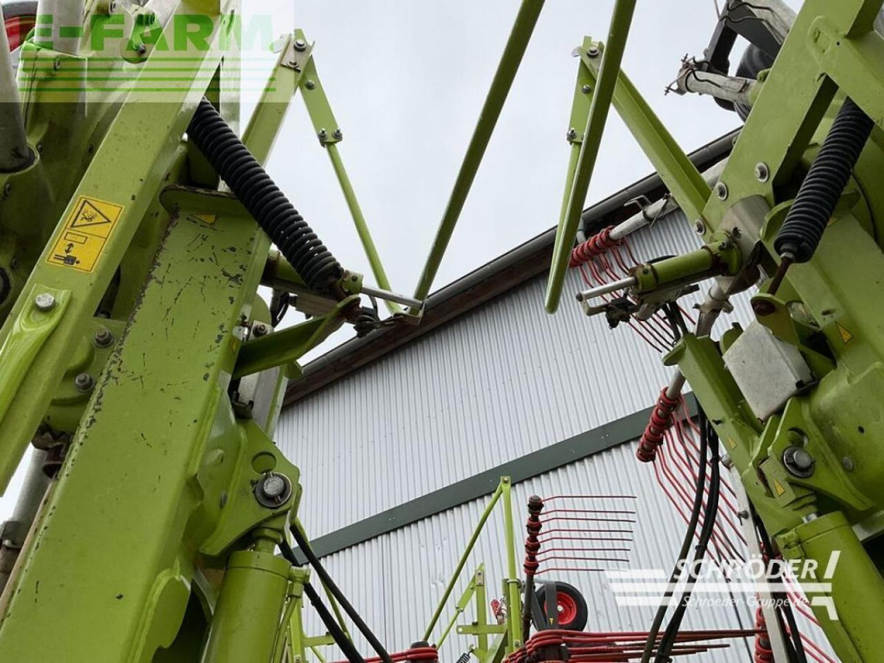 Сеноворошилка CLAAS liner 3600: фото 24