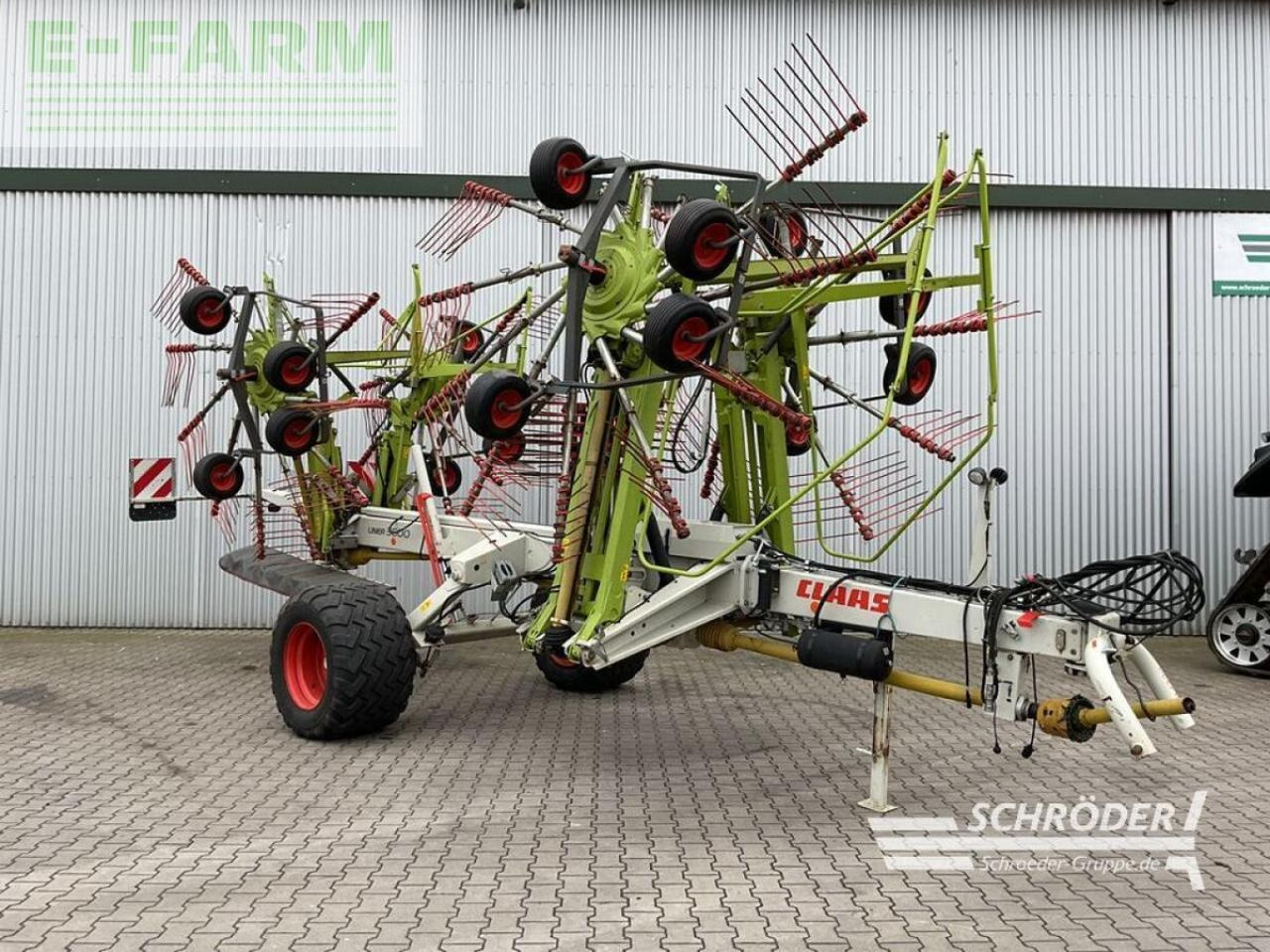 CLAAS liner 3600 - Сеноворошилка: фото 1 CLAAS liner 3600 - Сеноворошилка: фото 1