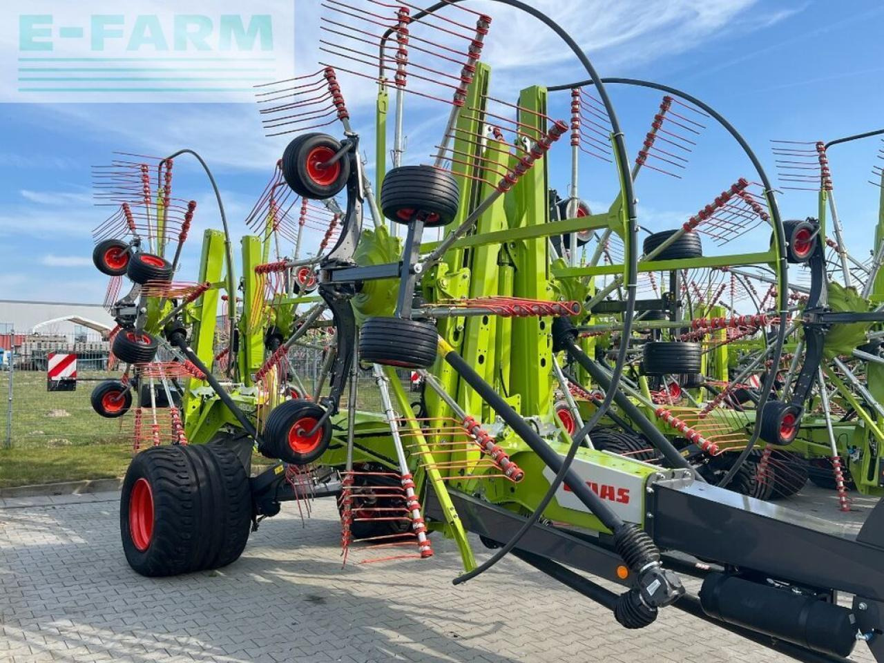 CLAAS liner 4800 business pro - Сеноворошилка: фото 1 CLAAS liner 4800 business pro - Сеноворошилка: фото 1