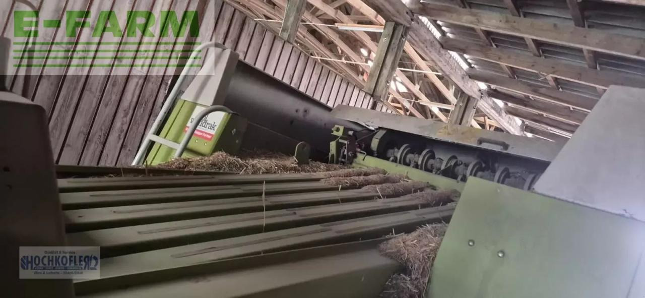 CLAAS quadrant 2200 rc - Пресс-подборщик тюковый: фото 2 CLAAS quadrant 2200 rc - Пресс-подборщик тюковый: фото 2