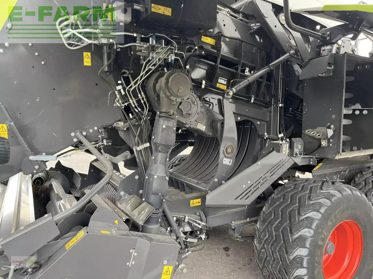 Пресс-подборщик тюковый CLAAS quadrant 5300 fc t: фото 6