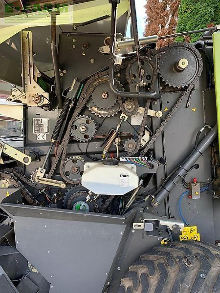 CLAAS rollant 454 rc - Пресс-подборщик тюковый: фото 4 CLAAS rollant 454 rc - Пресс-подборщик тюковый: фото 4