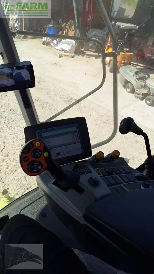 Зерноуборочный комбайн CLAAS tucano 430: фото 16 Зерноуборочный комбайн CLAAS tucano 430: фото 16